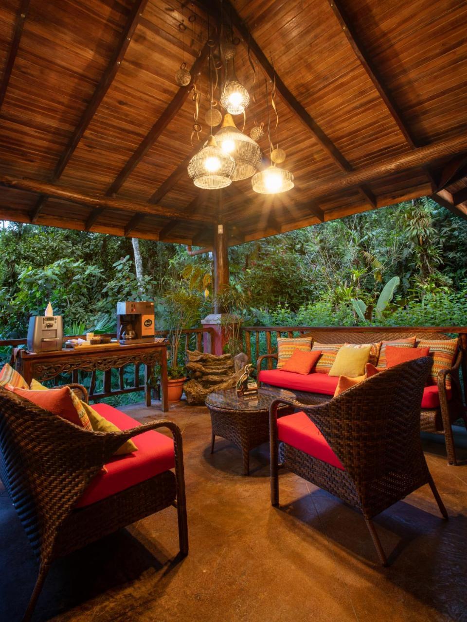 Lost Iguana Resort And Spa La Fortuna Екстер'єр фото